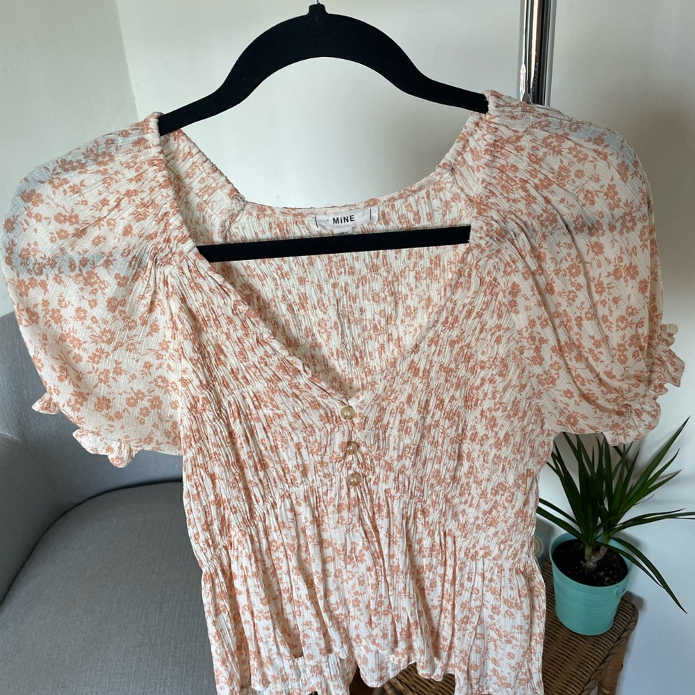 MINE Women's Floral Peach Blouse